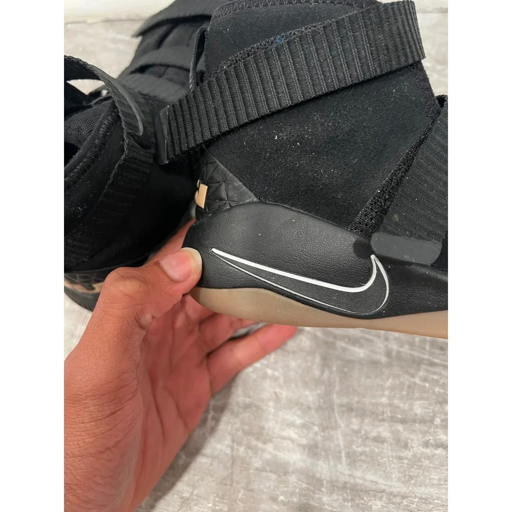 Nike LeBron Soldier 11 (PS) Sneakers Youth 3Y Black Gum Lightweight Hook & Loop